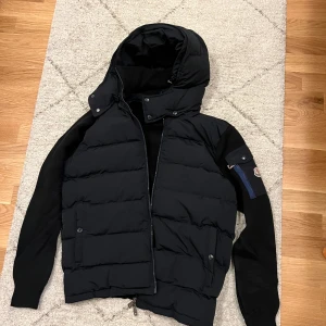 Moncler Cardigan - Nytt skick