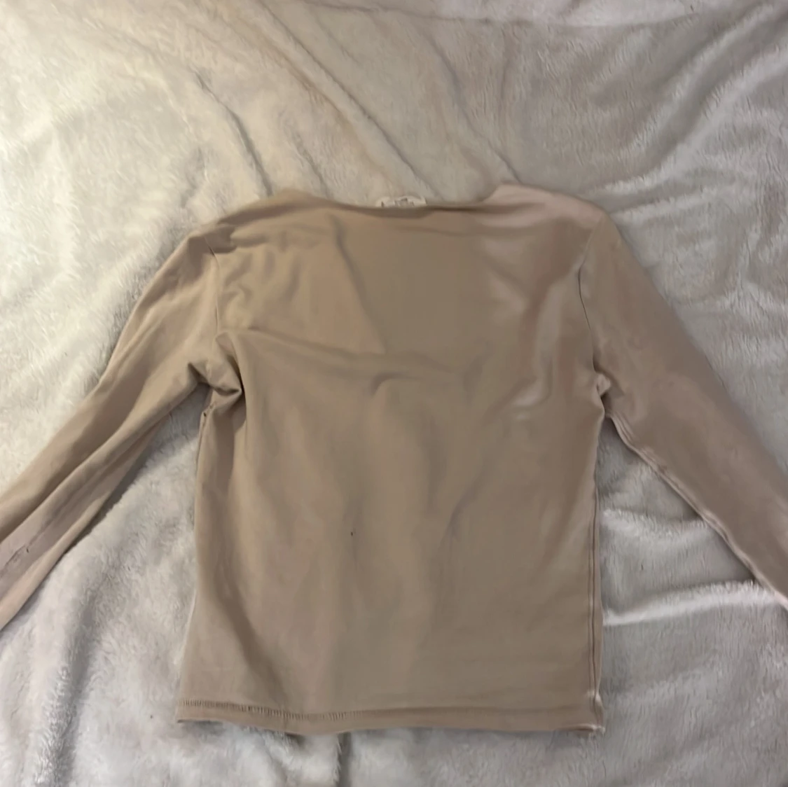 Beige långärmad topp från Gina Tricot - 1