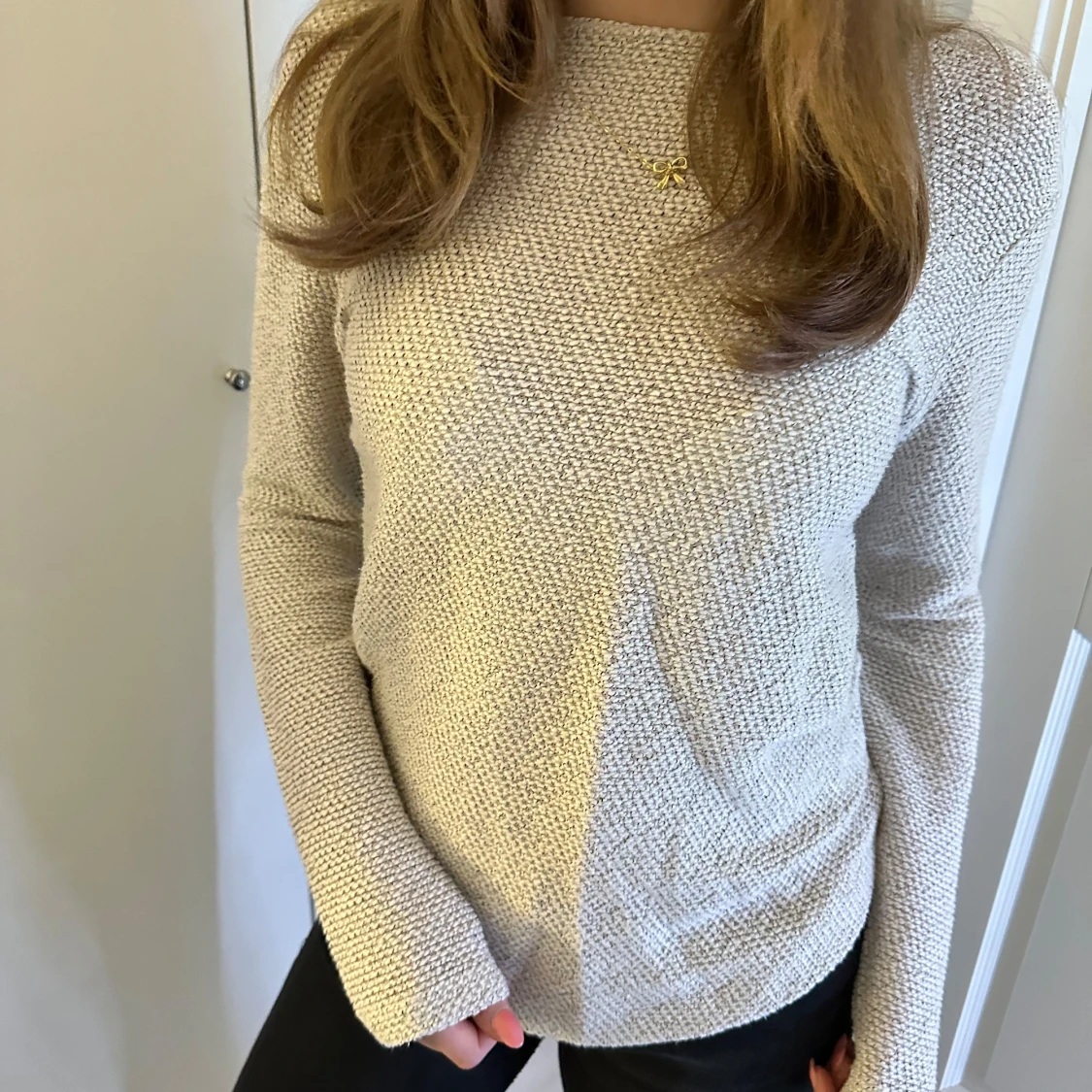 Beige stickad tröja - 1