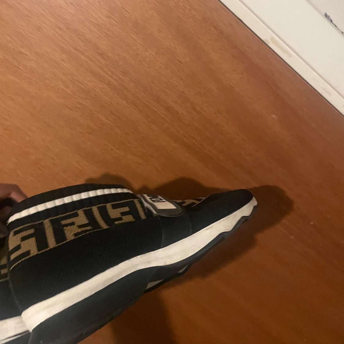 Svarta sneakers  - 92