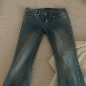 True religion  - W24