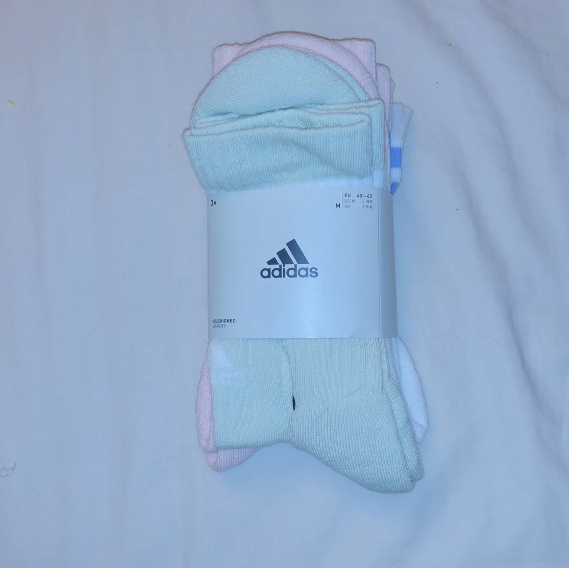 Flerfärgade strumpor från Adidas