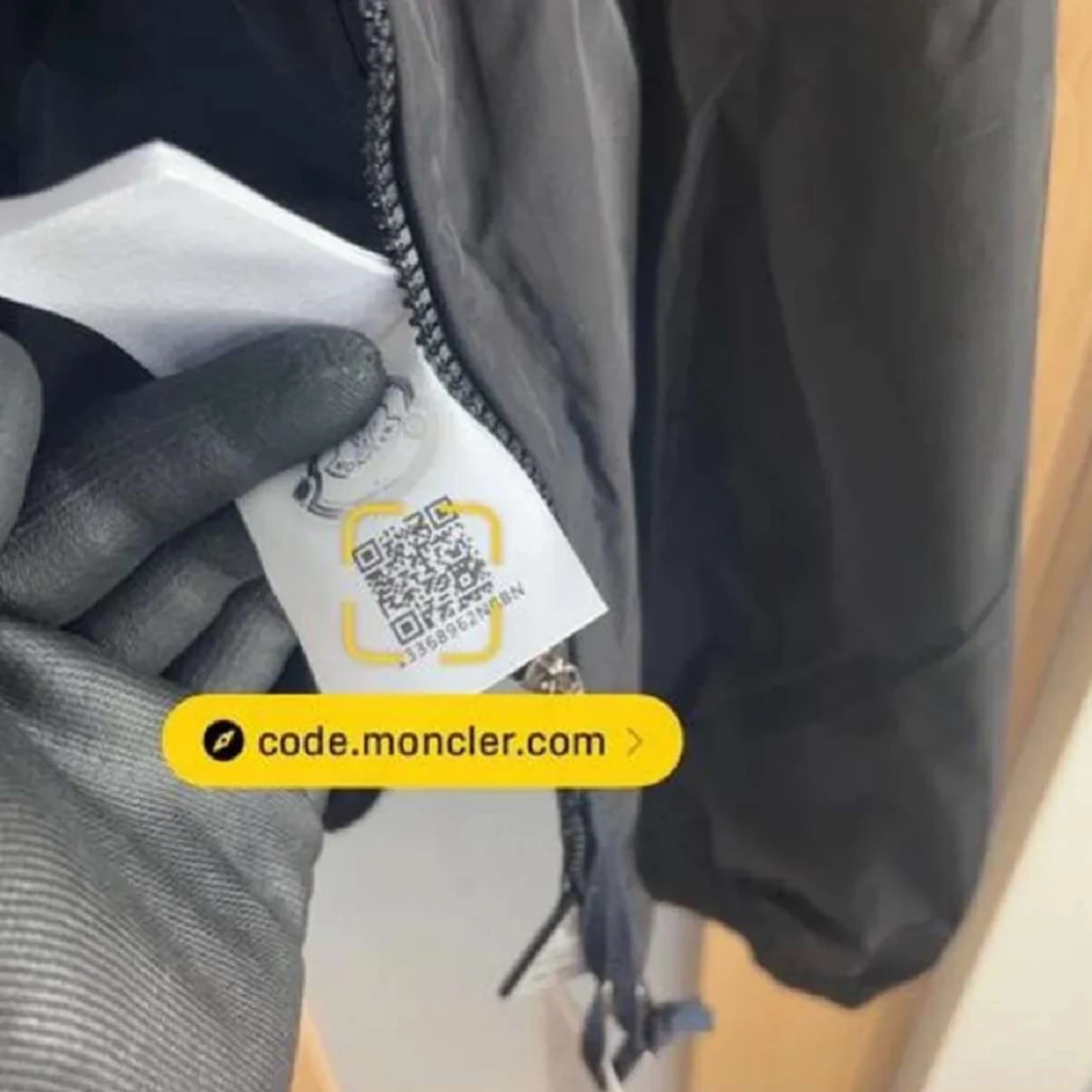 Moncler windbreaker  - 92