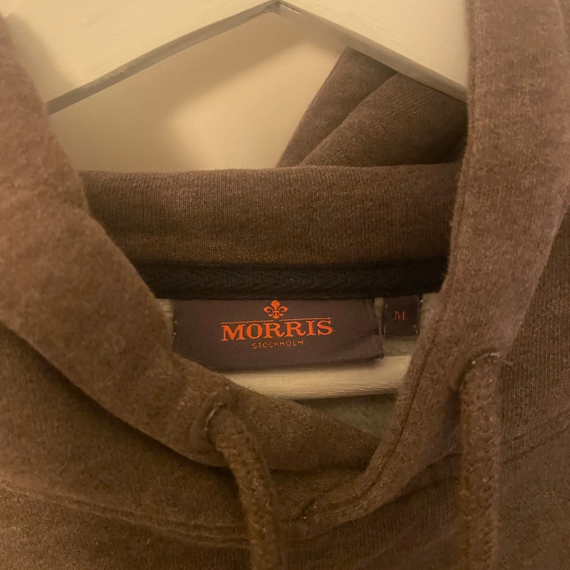 Brun hoodie från Morris - 90