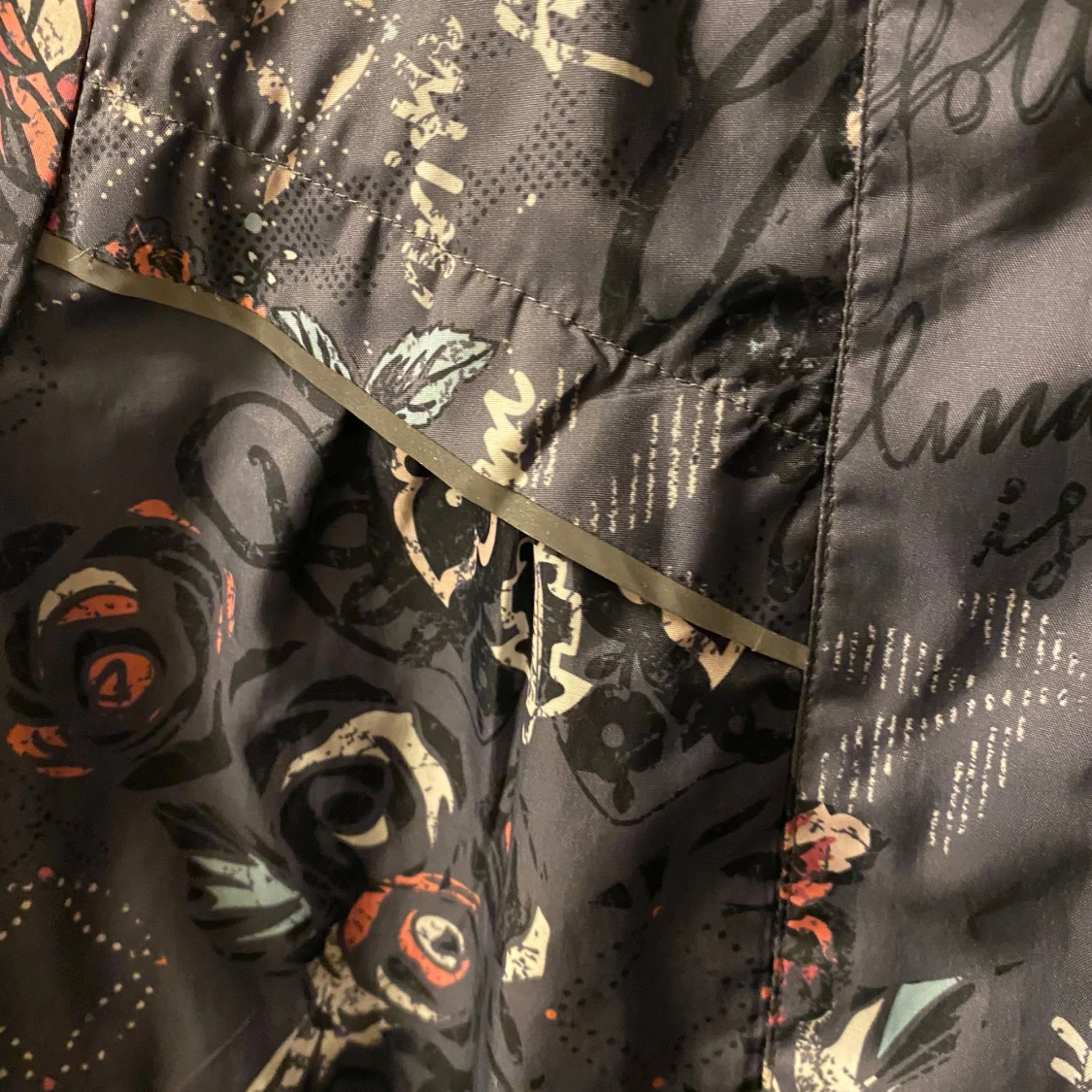 Svart mönstrad jacka från Odd Molly - 91