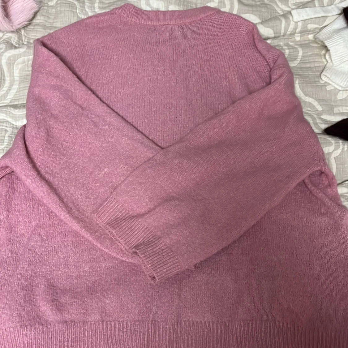 Rosa stickad tröja från 157 - 90
