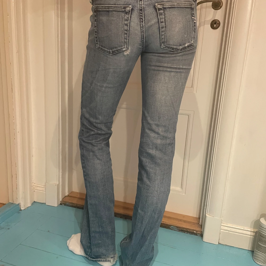 Blå bootcut jeans - 90