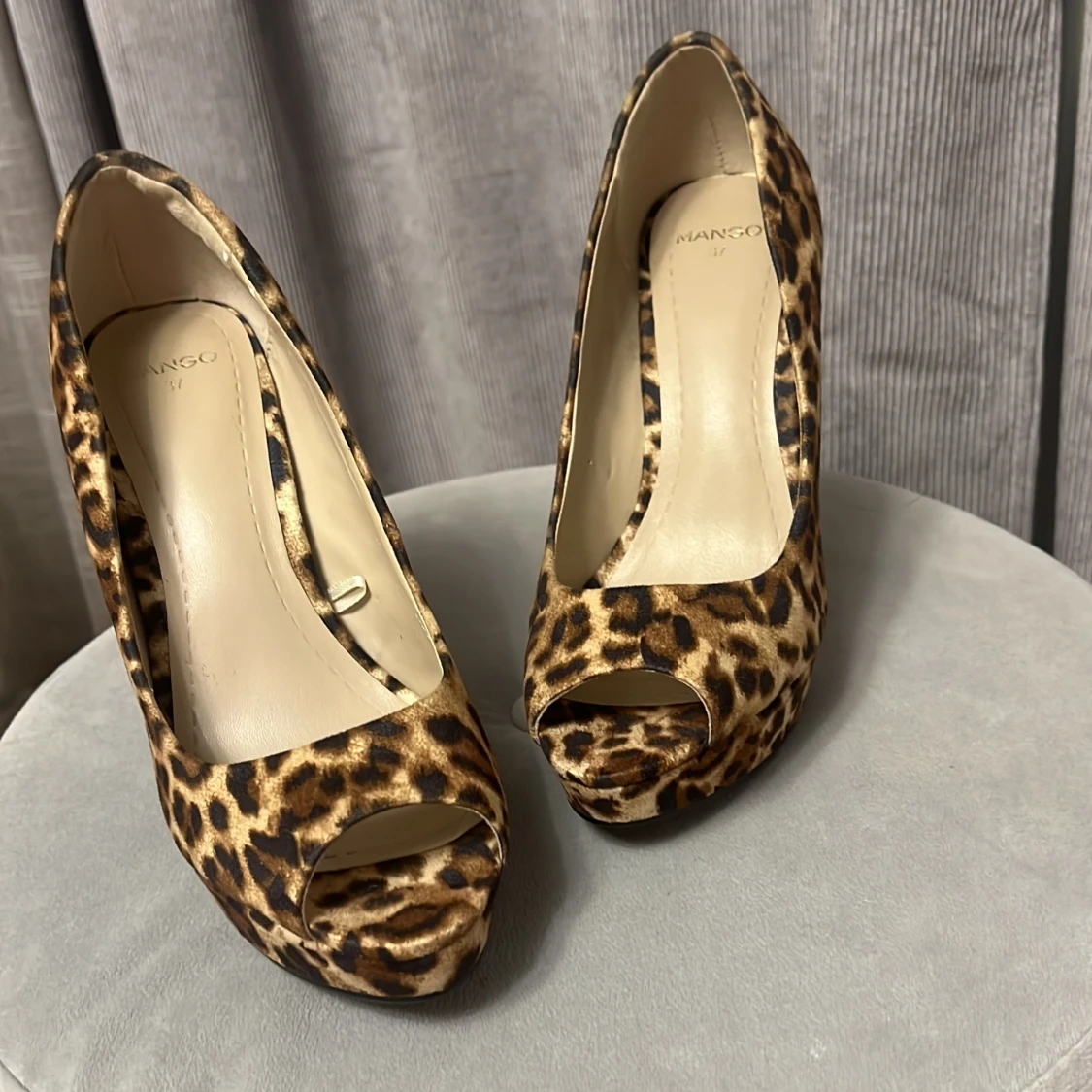 Lejopard klackskor đ