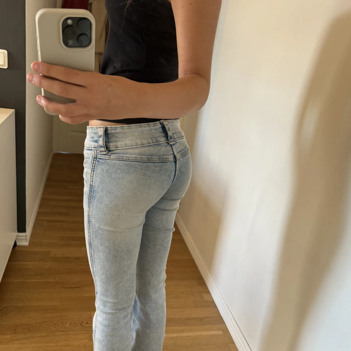 Lågmidjade bootcut jenas - 91