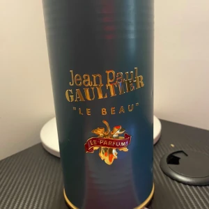 Jean Paul Gaultier le beau le parfum  - Säljer min jpg. Använd finns Ksk 40 ml kvar