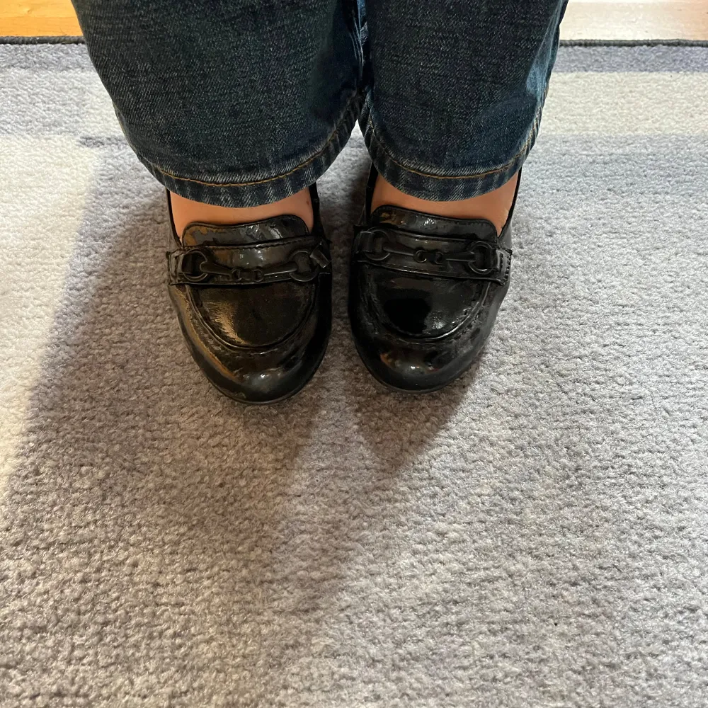 Supersnygga klackskor som är knappt använda!. Kengät.