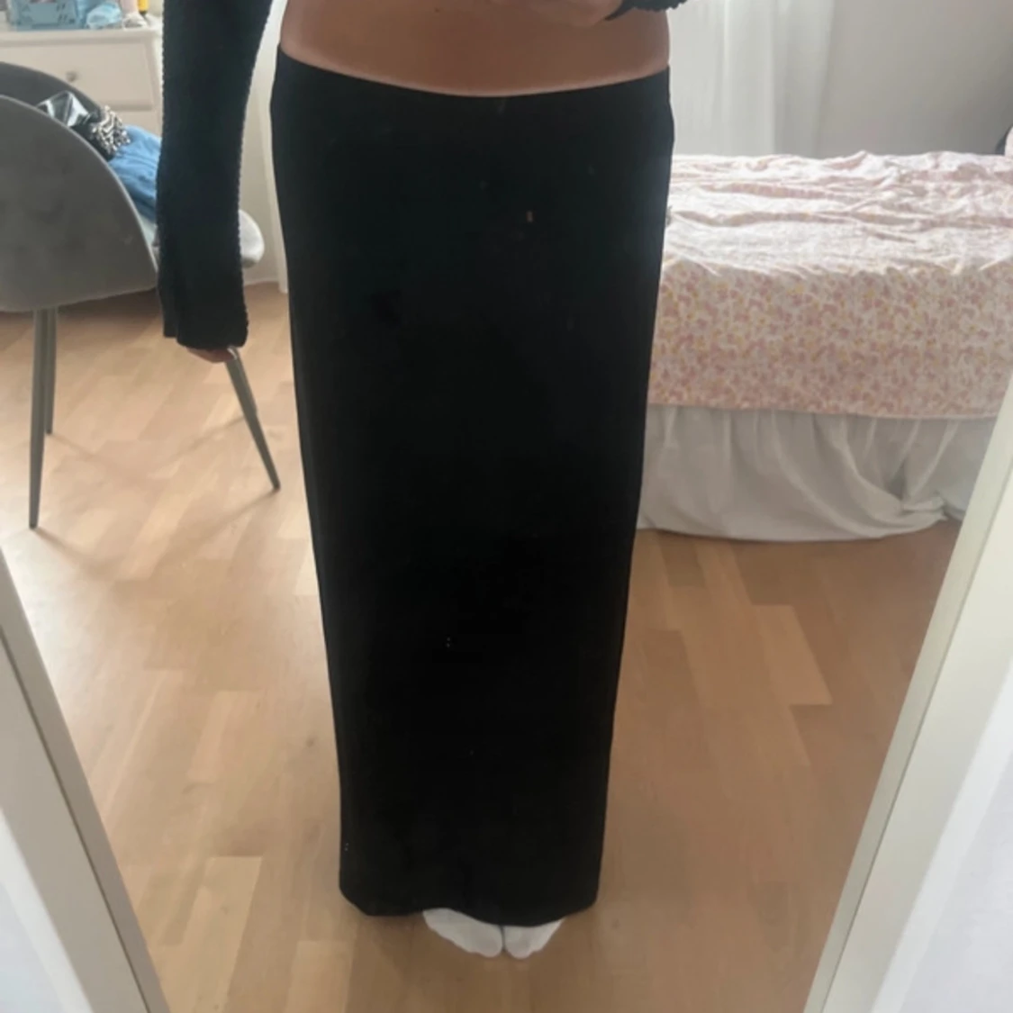 Svart långkjol - 90