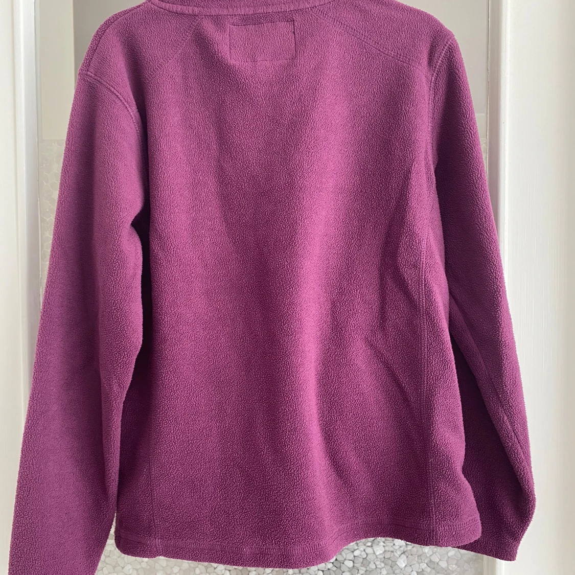 Lila fleecejacka med dragkedja - 90