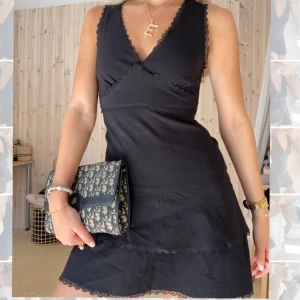 Klänning  - SUPERSNYGG 