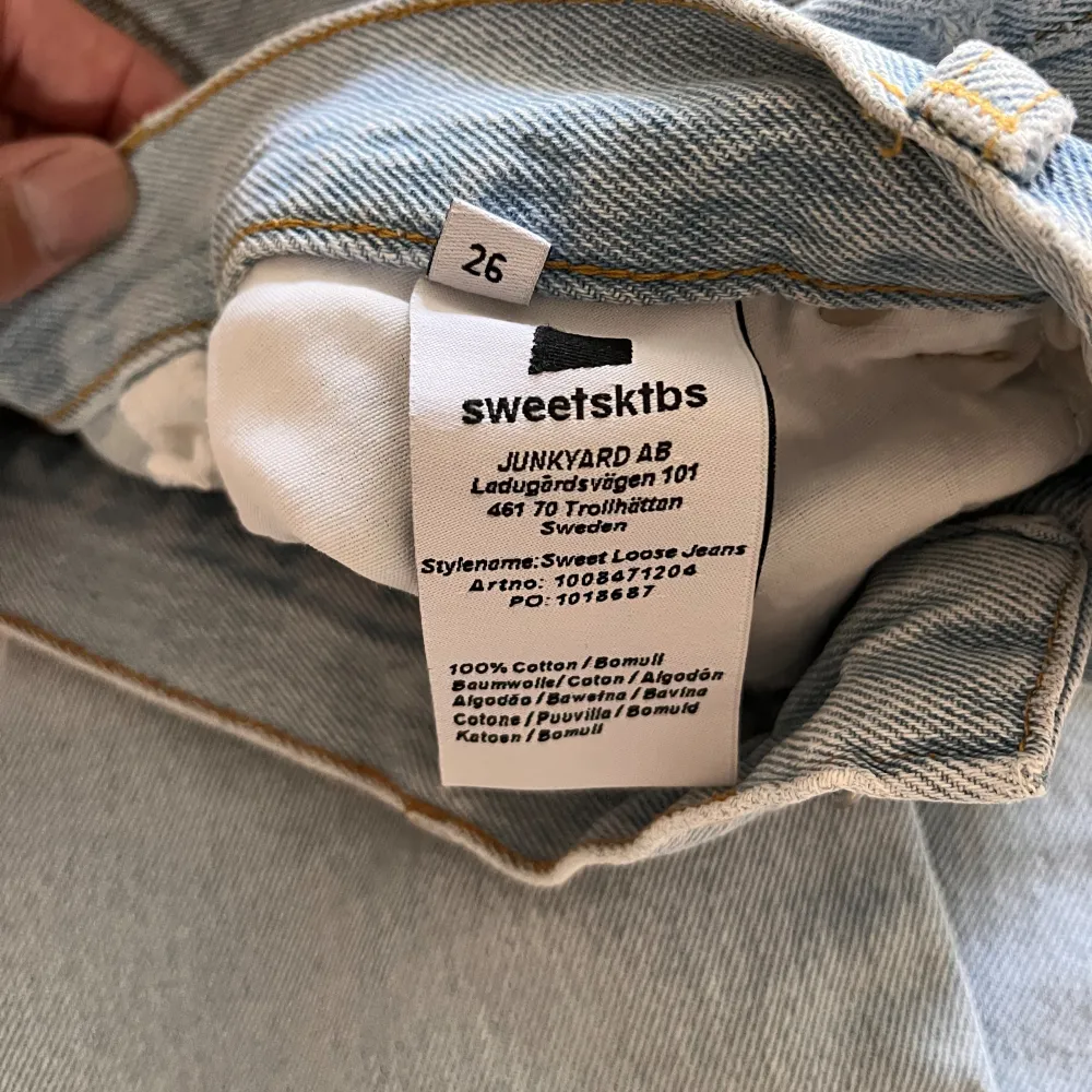 Sweet Sktbs storlek 26, fint skick. 100:- Möter gärna upp i Stockholm/Rålis/Frys. Jeans & Byxor.