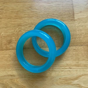 Manschettarmband  - Blåa Manschettarmband, 2st. 