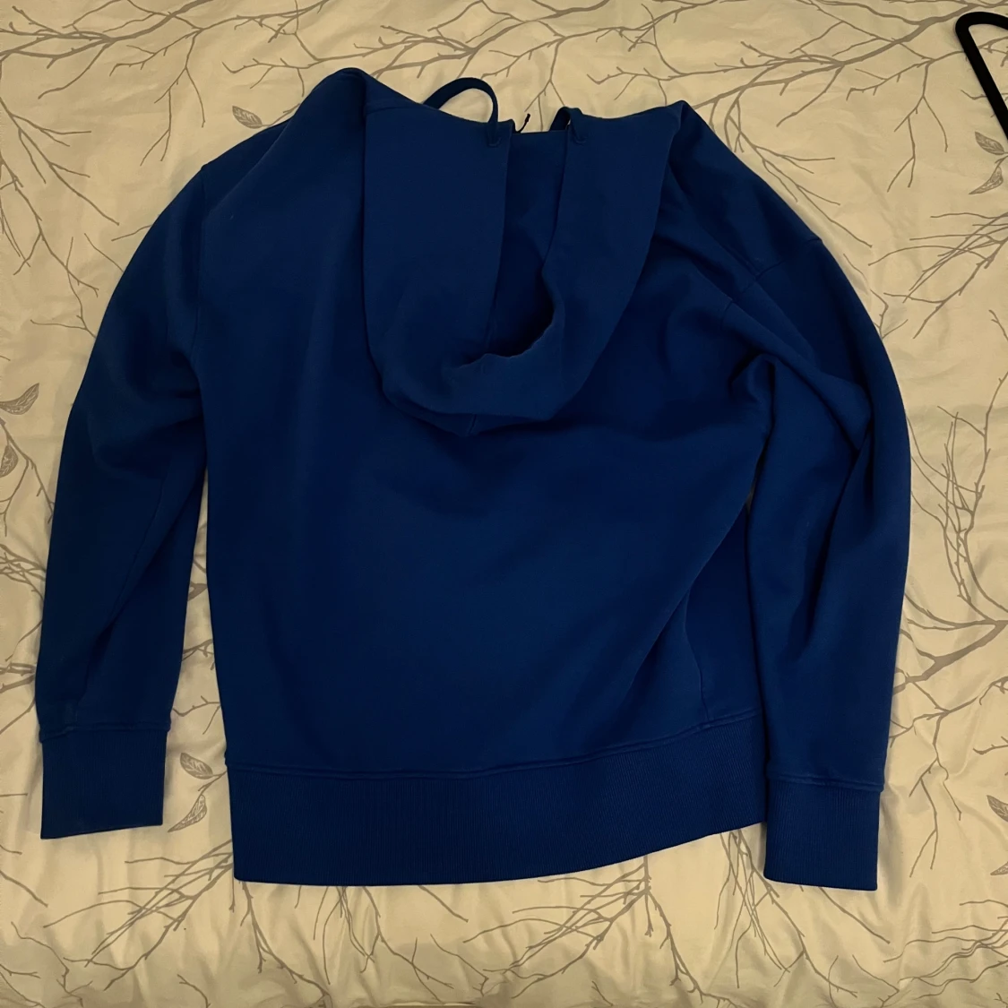 Blå hoodie från Tommy Jeans - 90