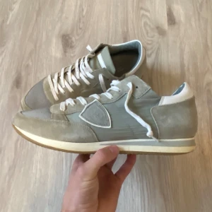 Philippe Model TRPX - Philippe Model Trainers┃Storlek 43┃Skick 8/10┃Bara att höra av dig för fler bilder/frågor