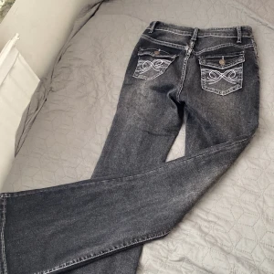 Flair jeans high waist  - Stretchiga jeans sköna och oanvända