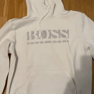 Boss hoodie  - Storlek XL Använd 2 gånger 