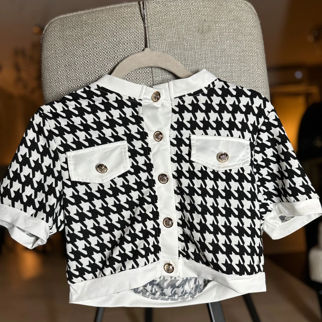 Vit&svart tröja  - 90