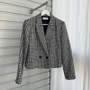 Kappa - Kort kappa från mango, fint skick!