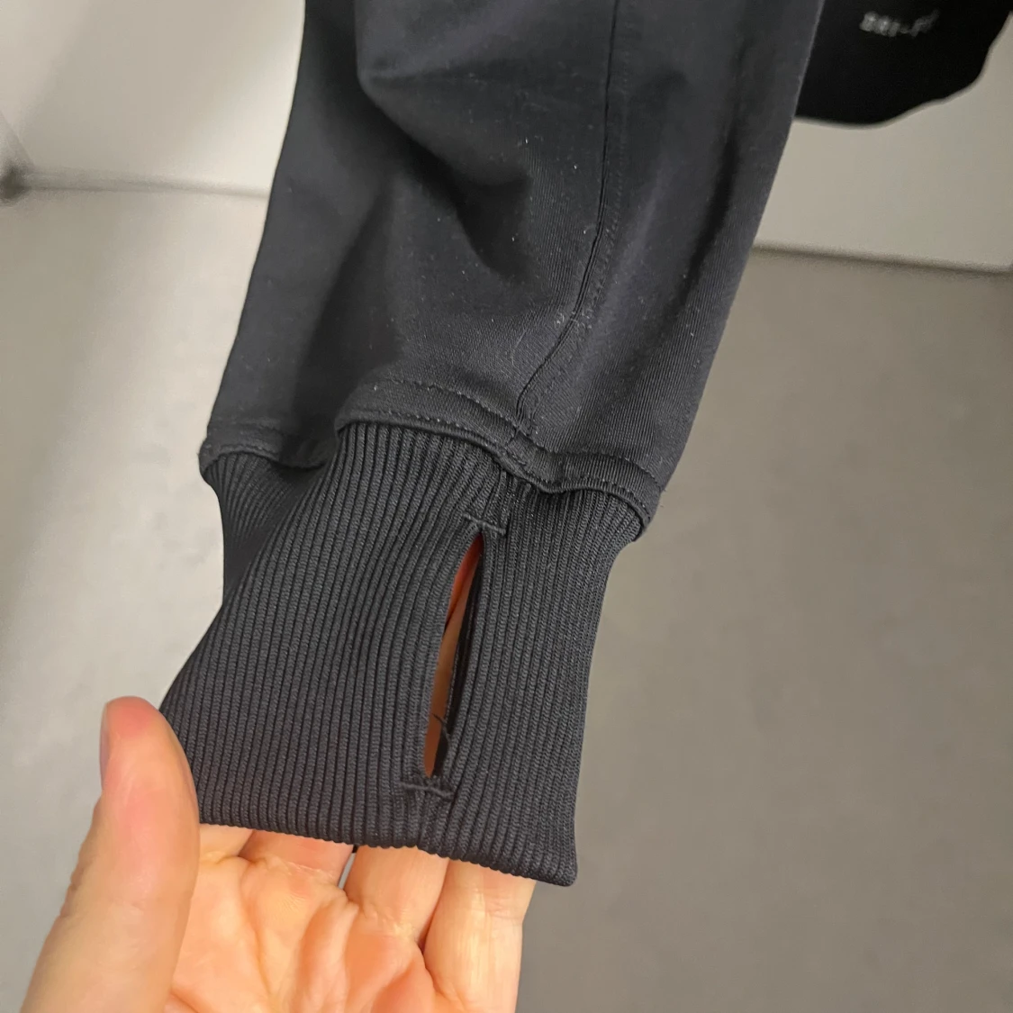 Svart långärmad tröja från Nike - 92