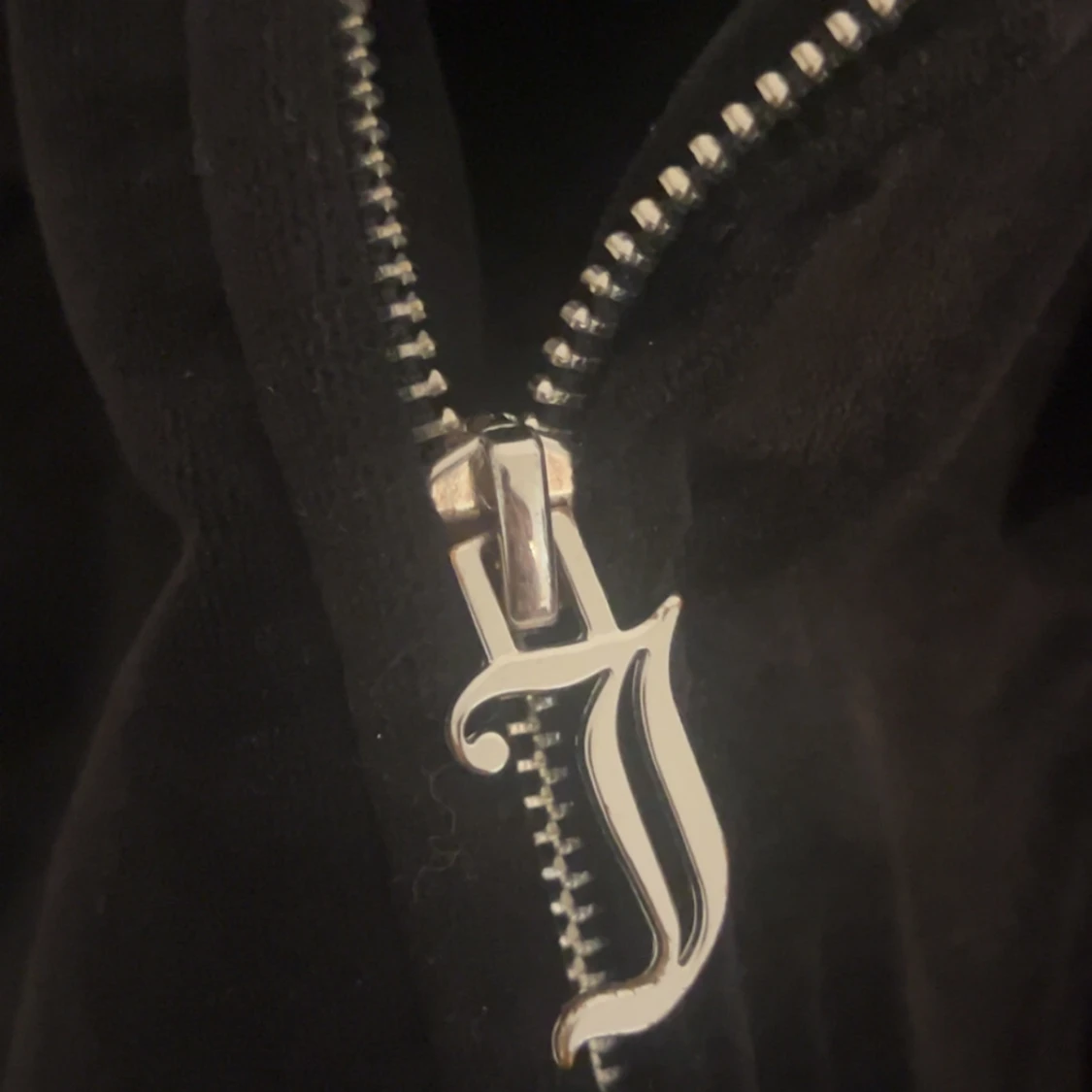 Svart zip hoodie från Juicy Couture - 91