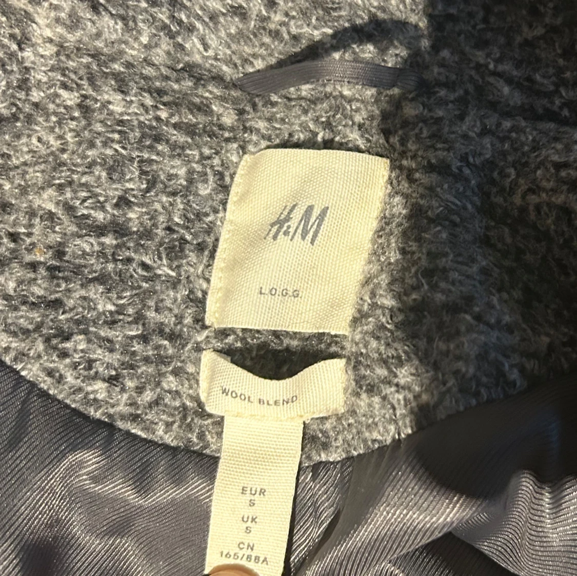 Grå kappa från H&M - 90