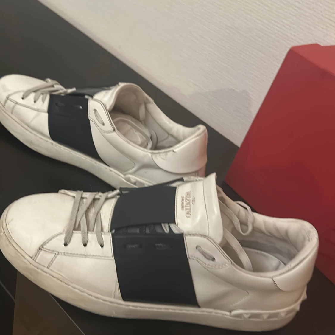 Valentino opens mörkblå  - 91