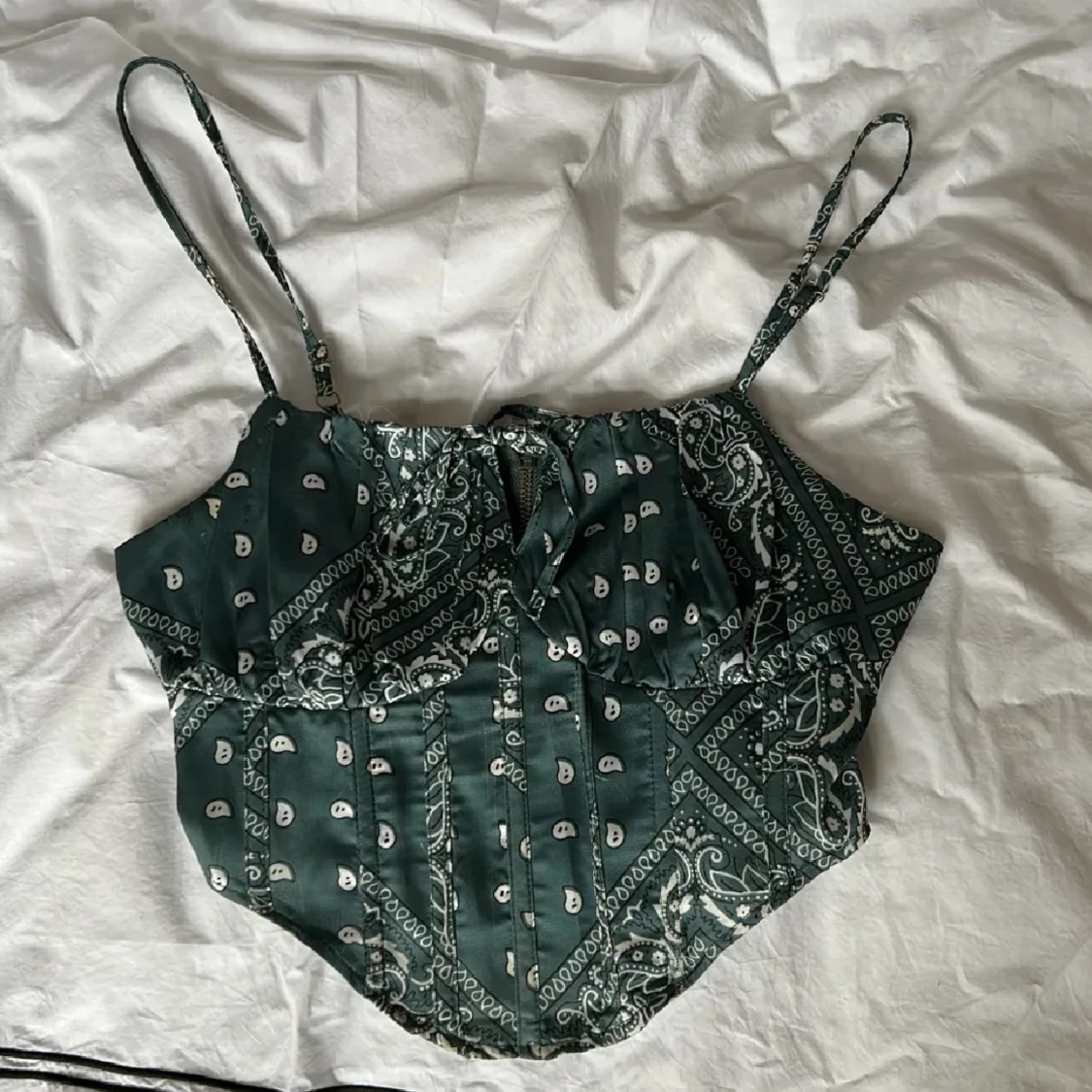 Grön mönstrad korsettopp - 90