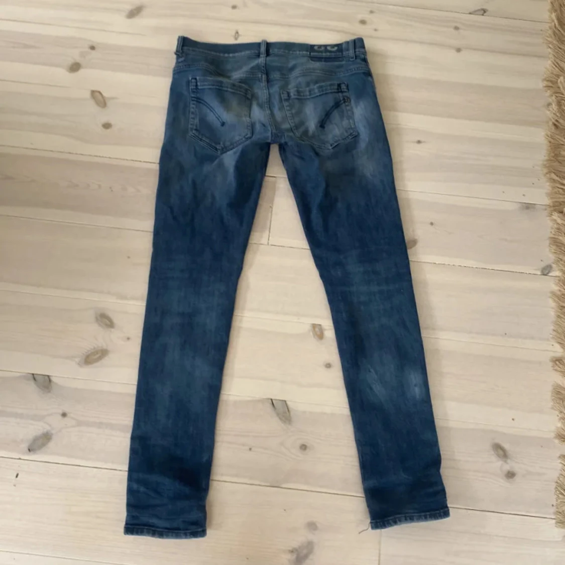 Blå jeansbyxor - 91