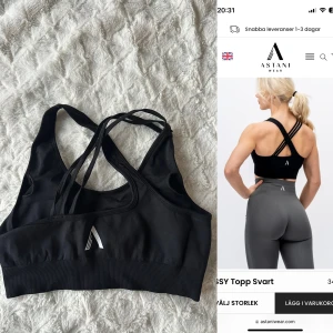 SASSY sportbh  - Snygg svart sportbh från Astani Wear med korsade band i ryggen. Bekväm och mjuk. Storlek M (nypris 349kr) 