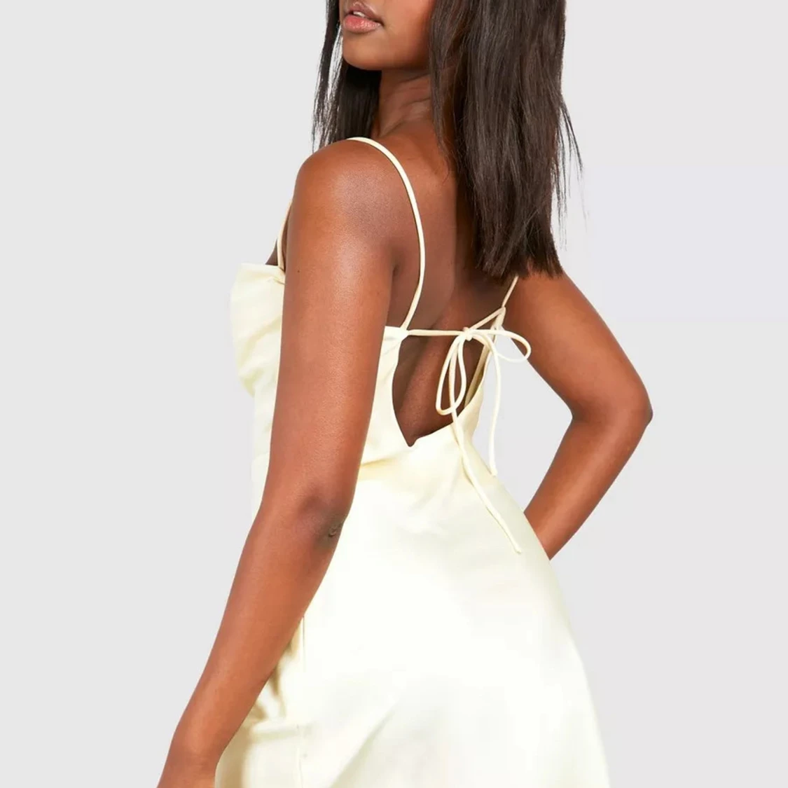 Satinklänning  - 90