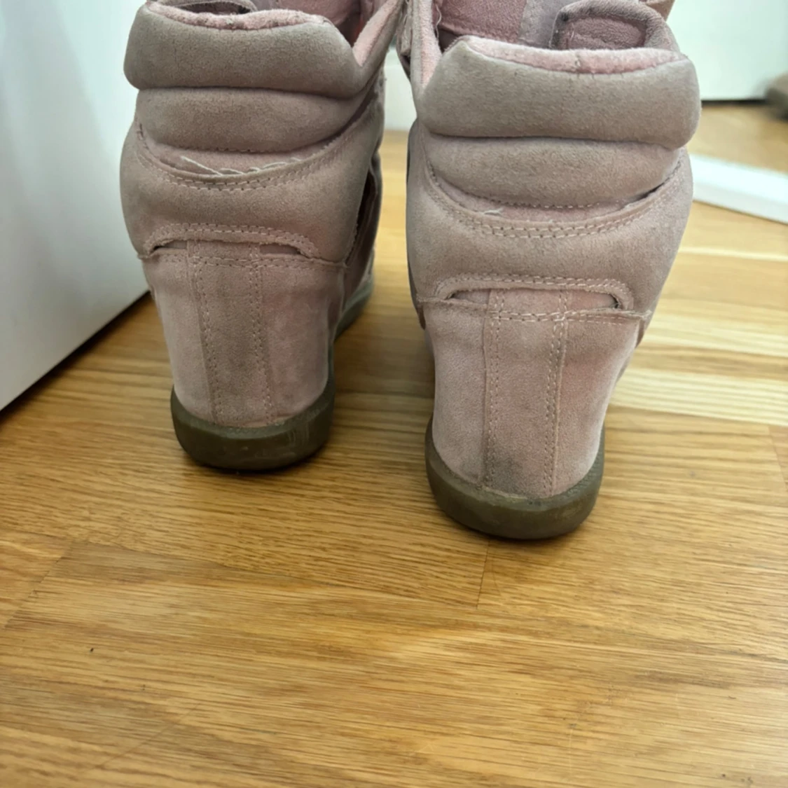 Ljusrosa isabel marant liknande skor - 91