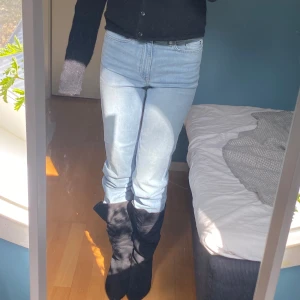 Jeans  - Jeans i fint skick