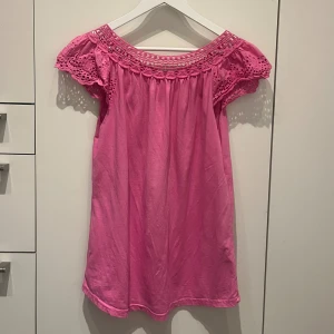 rosa blus - rosa blus från italien! använd 4 gånger. 💗 
