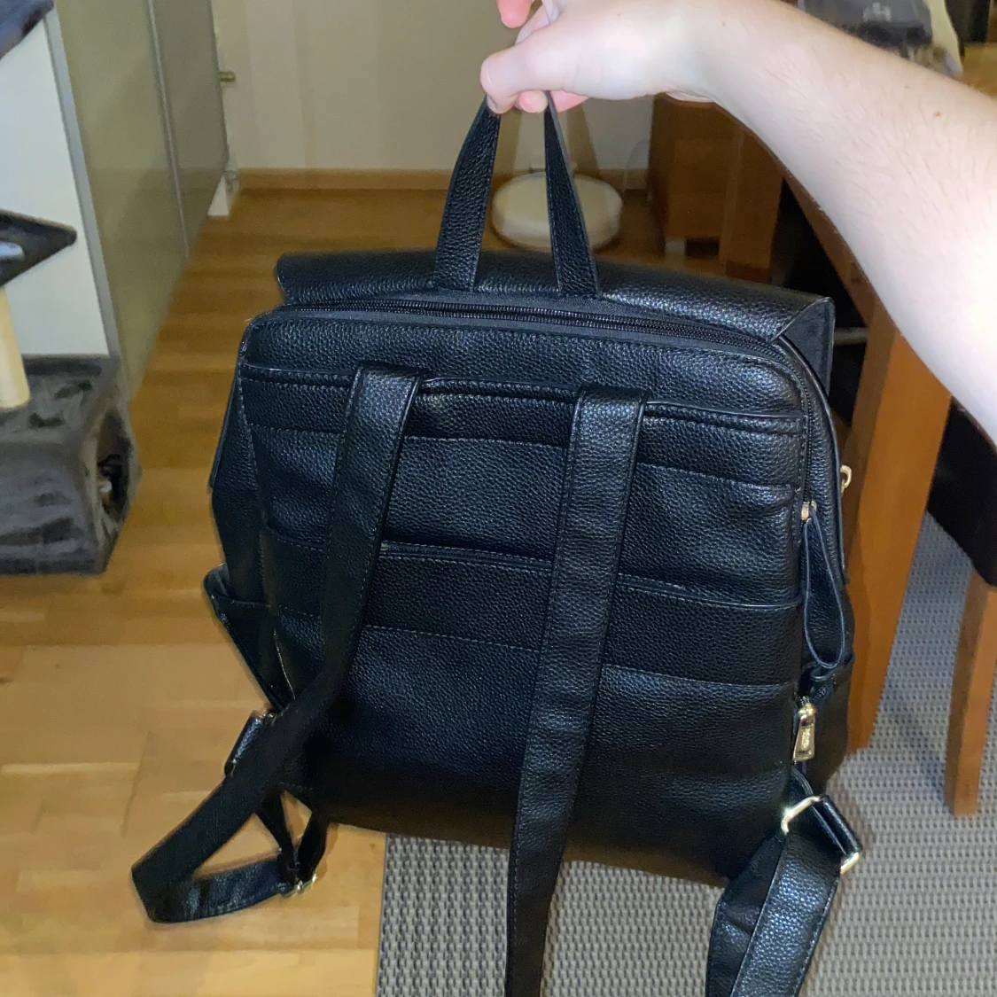 Svart stor ryggsäck - 92