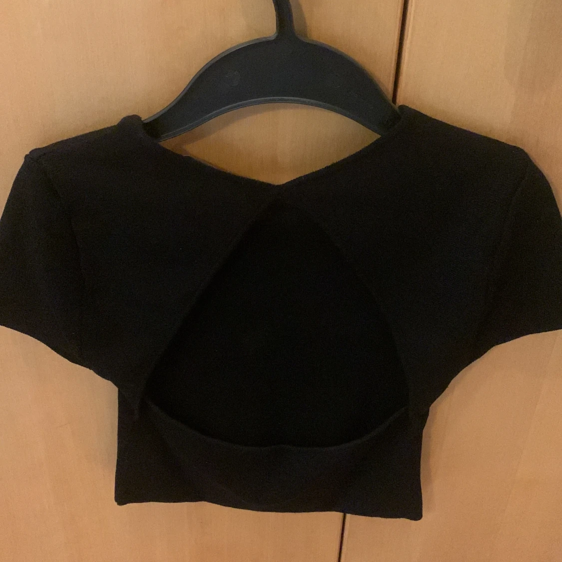 Croppad Zara topp med öppen rygg - 90