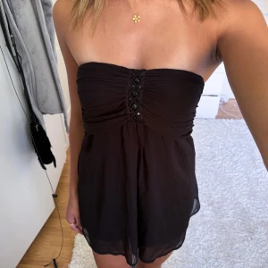 Klänning - Har en dragkedja, perfekt skick