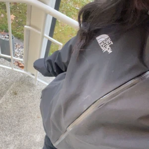North face jacka  - Jätte fin jacka passar S/M köptes för 1300