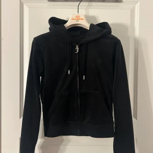 Juicy Couture tröja - Storlek XS Använd ca 3ggr