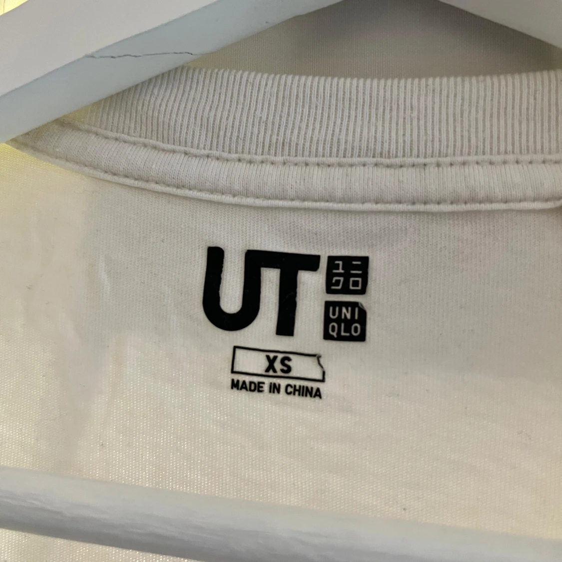 BTS Uniqlo Collab tröja - 91