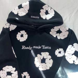 Helt svart readymade denim tears hoodie