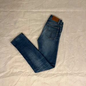 Tiger of Sweden jeans  - Säljer nu dessa feta tiger of sweden jeans | storleken: 28/32 | modellen heter IGGY | nypris: 1400kr | mitt pris: 249kr | hör av dig vid frågor//mvh trend closet 