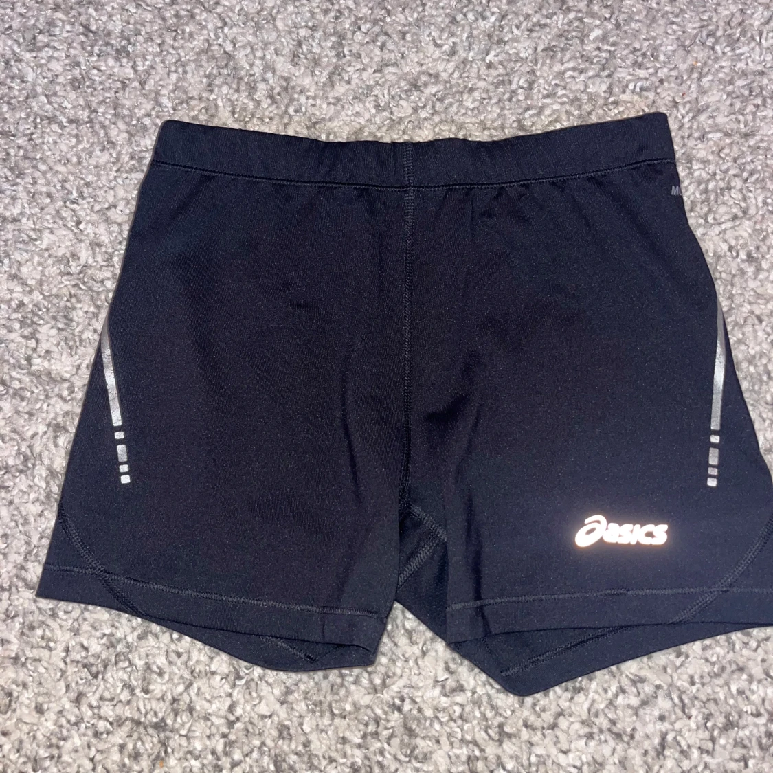 Svarta träningsshort - Asics