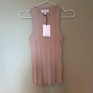 Beige topp - Beige topp från & other stories, helt ny 💗