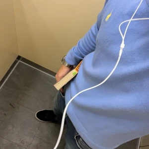 Ralph Lauren stickad tröja  - Helt ny stickad tröja, skick 10/10 , inga defekter, tveka it om frågor