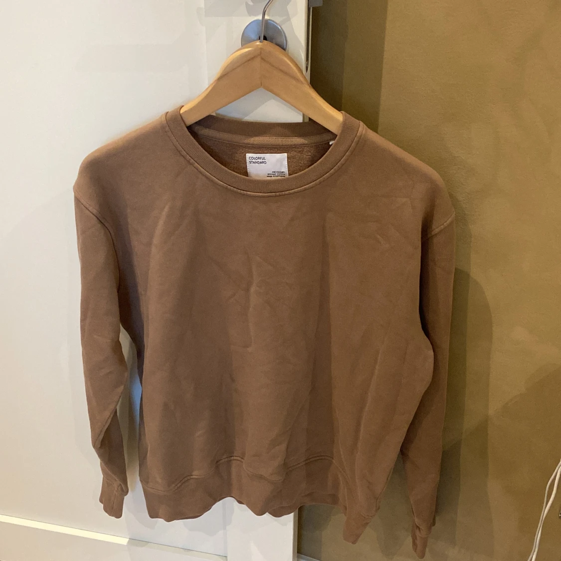 Beige tröja från Colorful Standard