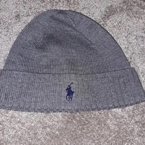 Ralph Laurent mössa - Säljer min Ralph Lauren mössa för jag inte använder